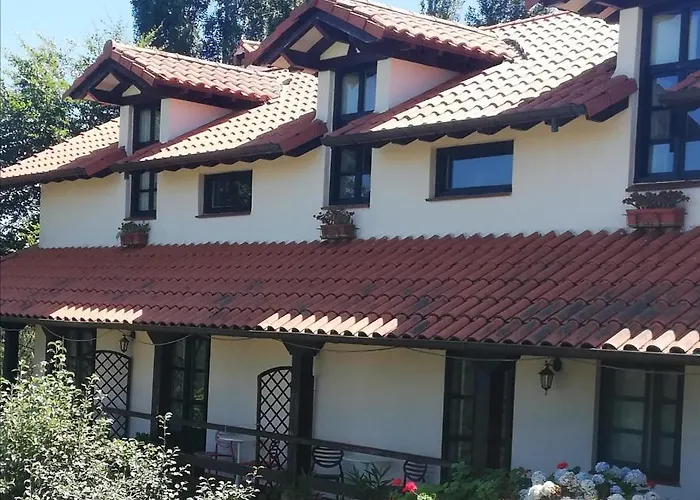 Torre Del Milano Penzion Comillas